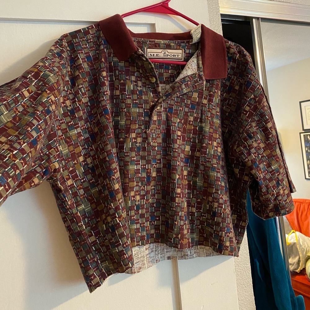 Vintage cropped collared shirt with cool pattern, size medium